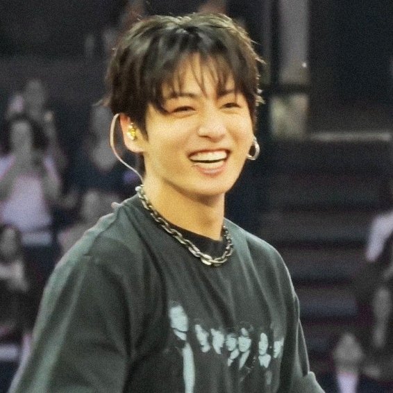 guguloved's tweet photo. he’s truly the sweetest soul. i hope he knows how loved and precious he is. i’m so grateful we get to exist in the same lifetime as him ❤︎ https://t.co/LoTjIRhe2h