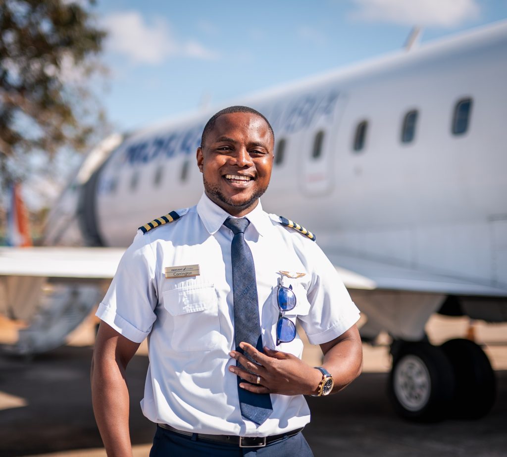 LBComms's tweet photo. CAPT. CARRINGTON KAOMA’S RISE TO COMMAND AT PROFLIGHT ZAMBIA

Long before the epaulettes and the four stripes on his shoulder, there was just a boy who wanted nothing more than to drive a bus around the city. 

Read all about his journey here  https://t.co/yrI5ScwAjz https://t.co/Abzh9D0eDK