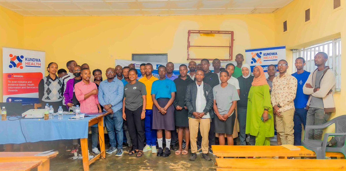 HAYi_Group's tweet photo. #HAYi hashtag#HealthAffairsForYourImpact hashtag#CapacityBuilding hashtag#MEDSAR hashtag#UniversityOfRwanda hashtag#CreatingOpportunities https://t.co/JoqIj0VErE