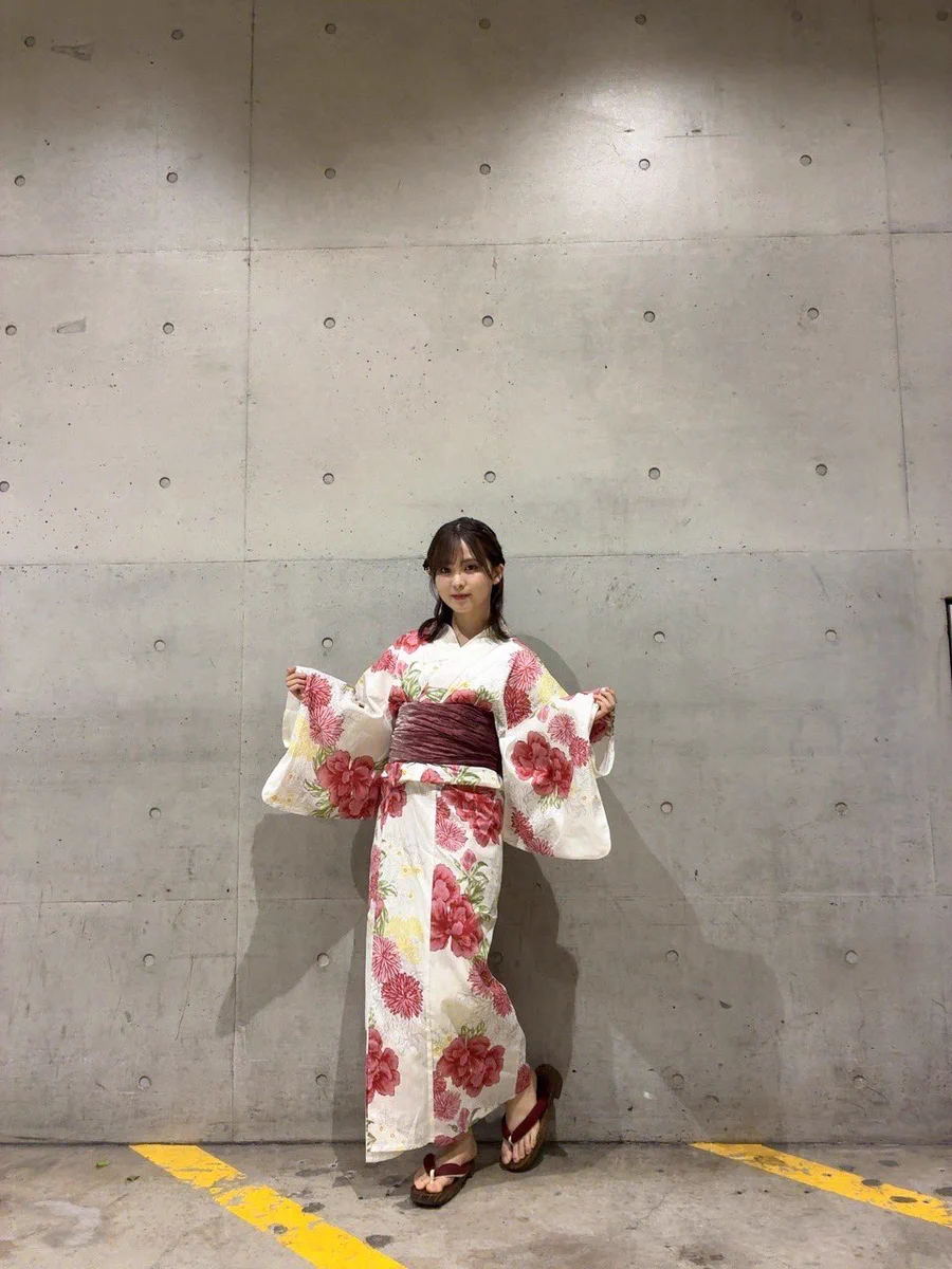 pyon🪄︎︎アイドル私服衣装特定(乃木坂┊︎櫻坂┊︎日向坂 etc) on X