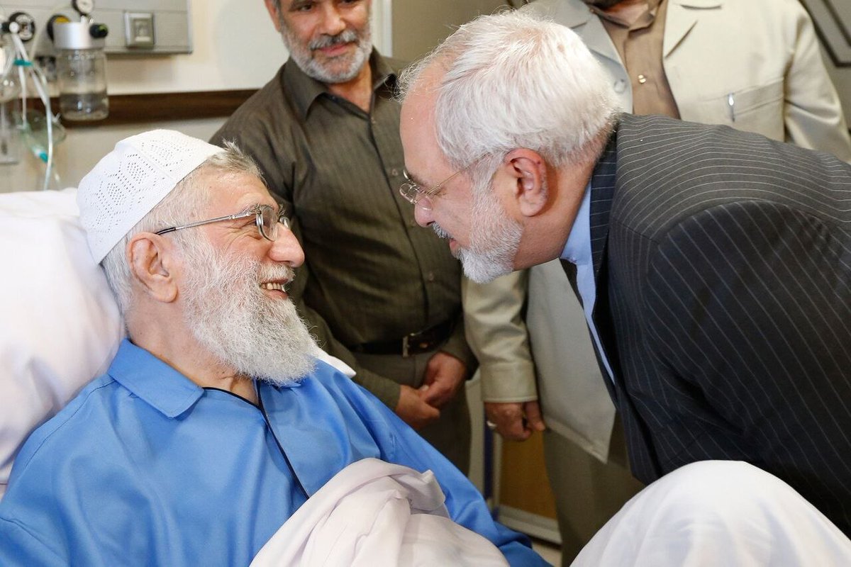 JZarif's tweet photo. ایران، پس از دو قرن تجربه تلخ ناامنی و آسیب‌پذیری، با هدایت رهبر شهید به مرحله‌ای رسید که در گزاره «دوران بزن در رو تمام شده است» متبلور است. این تغییر پس از دو سده، احساس خودباوری و اعتماد به توان داخلی را برای ایران و ایرانی به ارمغان آورد.

https://t.co/T0lEpFI0s6 https://t.co/AvvQVx83QV