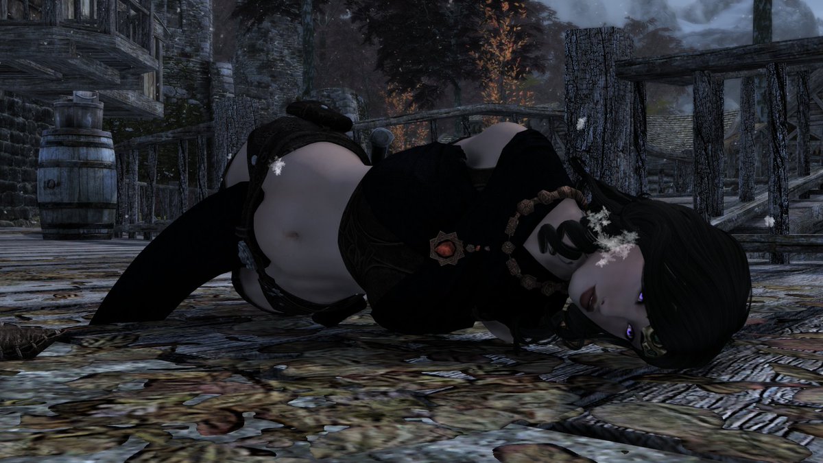 JassAmber101's tweet photo. Damn, I got caught trying to pick pocket Mavin Black-Briar, and they're gonna lock me up for life! Please, help break me out! <.>

#skyrim #gta5 #FiveM #roleplay #videogamephotography https://t.co/nLCthwzKyF