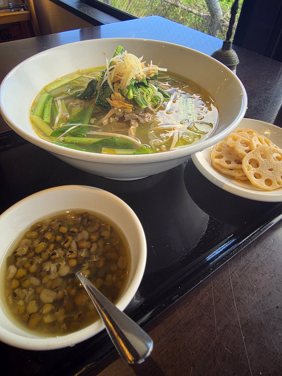 capriceofwind's tweet photo. 【今日のランチはココ☝️】
今日は、宜野湾で美味しい台湾料理✨
‼️‼️
小籠包の写真を撮るの忘れた🤣
本場、台湾の方も美味しいと推しのお店☝️
近いうちに、撮り忘れを言い訳に食べに行こ(笑)
ブログあげますね～👋
#沖縄
#宜野湾市
#台湾料理 https://t.co/RCt4prA3IU