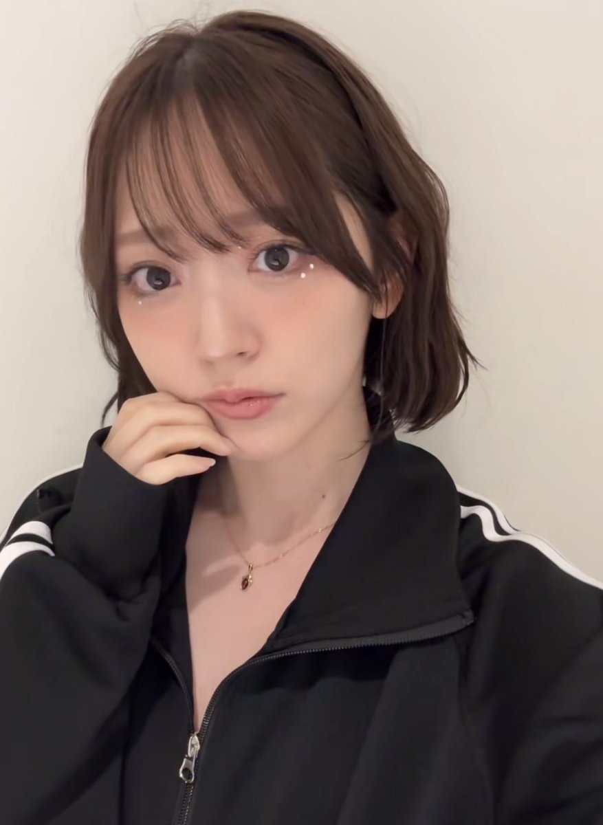 qoooC7's tweet photo. 鈴木愛理さんがiLiFE!の新曲音源使っててきゃわ
ラキフェス前方どっちも当たれー！きゃわぽっぴんどぅー聴きたい🍬 https://t.co/ejw5NDfQWJ