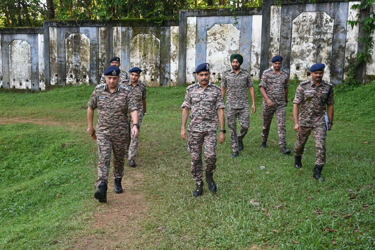 rangesilchar_05's tweet photo. Familiarization/visit of Sh Rakesh Balwal,IPS,DIG CRPF at DIGP Range HQR silchar campus as on 02/07 &amp; 03/07/2026 https://t.co/zkBhfF7HFY