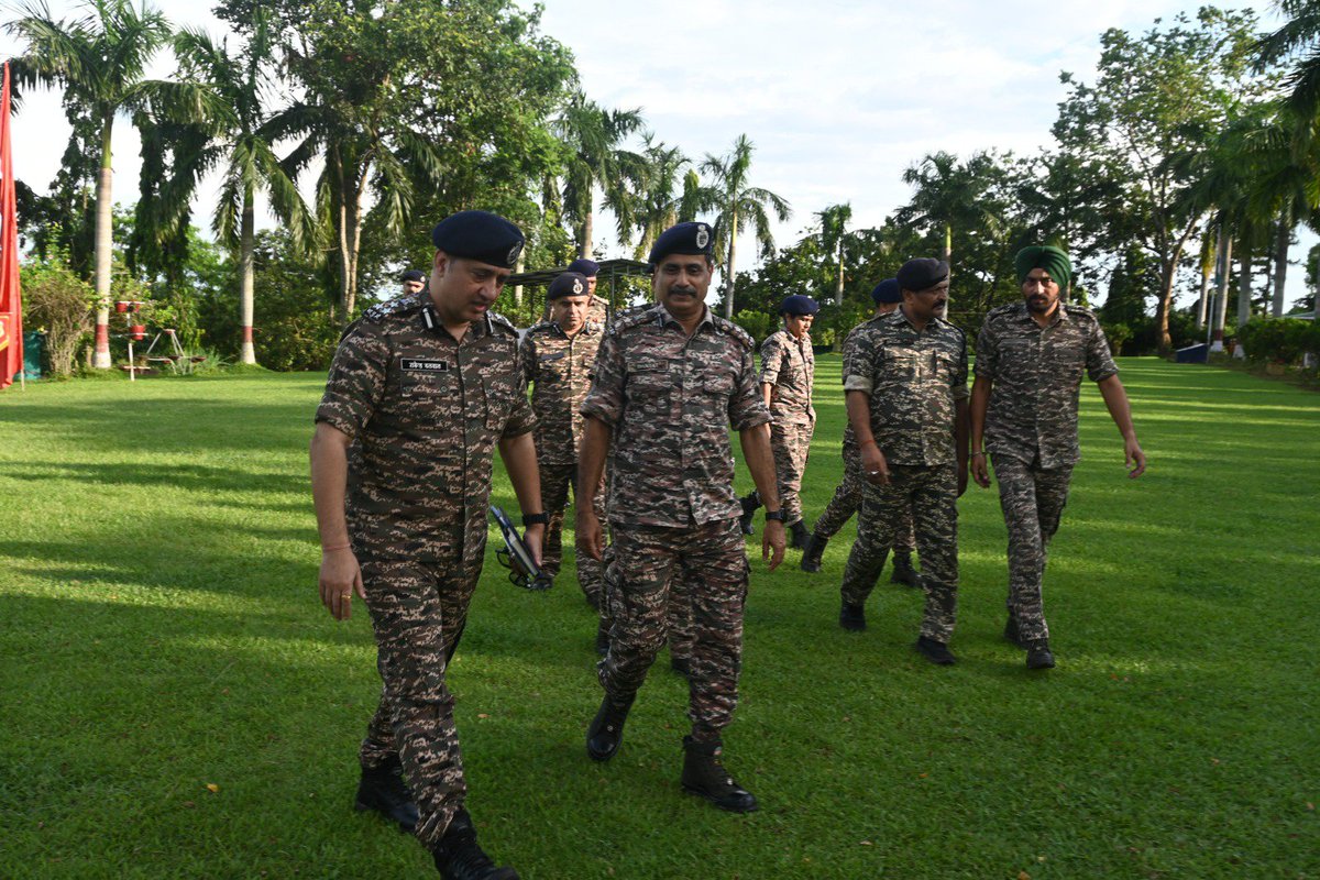 rangesilchar_05's tweet photo. Familiarization/visit of Sh Rakesh Balwal,IPS,DIG CRPF at DIGP Range HQR silchar campus as on 02/07 &amp; 03/07/2026 https://t.co/zkBhfF7HFY