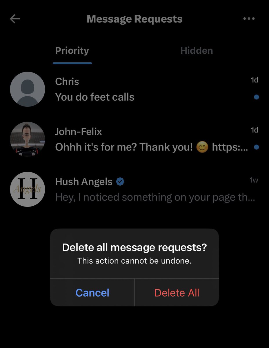 pr1ncessliaa's tweet photo. you’re nothing without money 🧘‍♀️ https://t.co/HhFujaYv8m