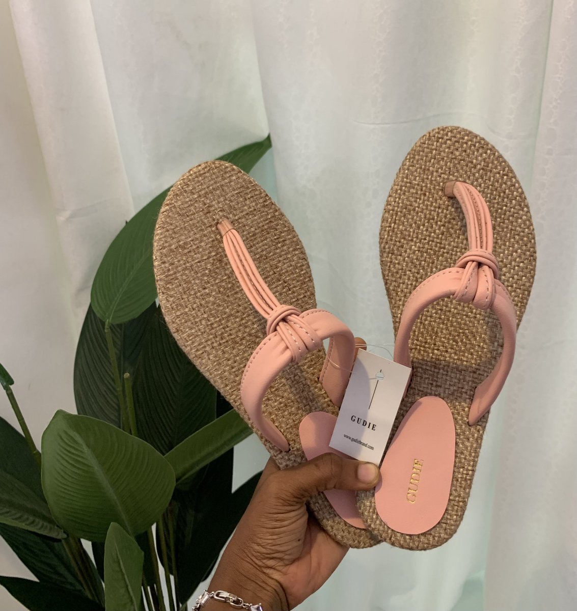 GoodnessAdeosun's tweet photo. You can purchase all colors.
Price: N10
https://t.co/XOka0lxFTA https://t.co/WfPsmgGIkW