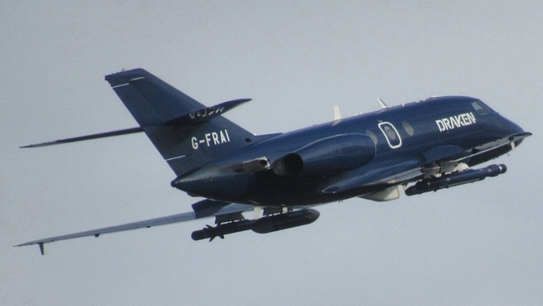 BloodyPolitics's tweet photo. Did someone say #FastJetFriday? π https://t.co/feQJvrORIs