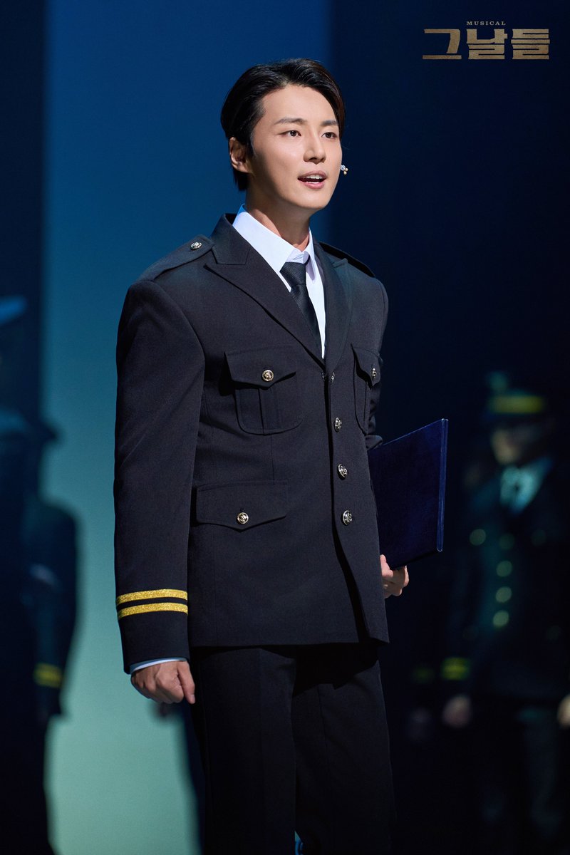 musical_thedays's tweet photo. 𝟐𝟎𝟐𝟔 𝐌𝐔𝐒𝐈𝐂𝐀𝐋 𝐓𝐇𝐄 𝐃𝐀𝐘𝐒
그날들 | 공연사진 공개 #3

"이제 다시 시작이다
젊은 날의 꿈이여"

무영 | 윤시윤

#뮤지컬 #그날들
2026.06.09 ~ 08.23
디큐브 링크아트센터 https://t.co/MkJCFQSYdy