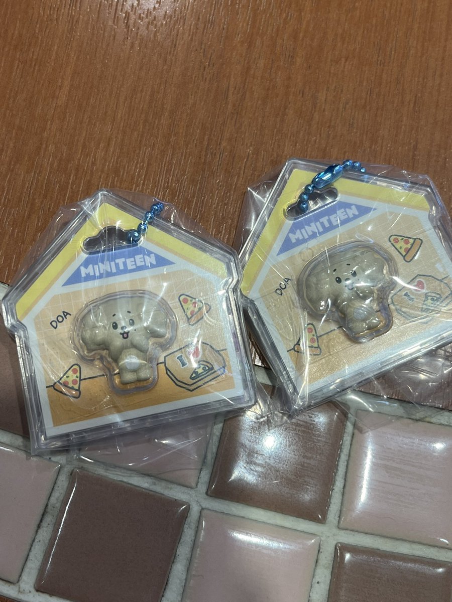 2yo_n's tweet photo. SEVENTEEN セブチ MINITEEN ミニティーン パッケージチャーム グミ 交換

求 スングァン 

譲 ドギョム

気軽にお声がけ下さい！ https://t.co/8JmpzErhFG