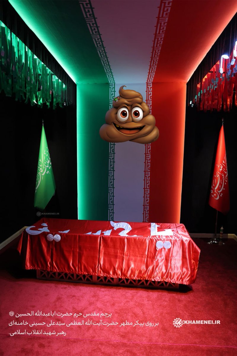 HizhaPixel2's tweet photo. خوشحالم که بیشتر از پیش ثابت کردید موشتان از نژاد تازی‌های صحرا نشین بوده
پرچم حسین بی‌سر رو انداختن روی موش بی جسد https://t.co/68fDU5ooSE