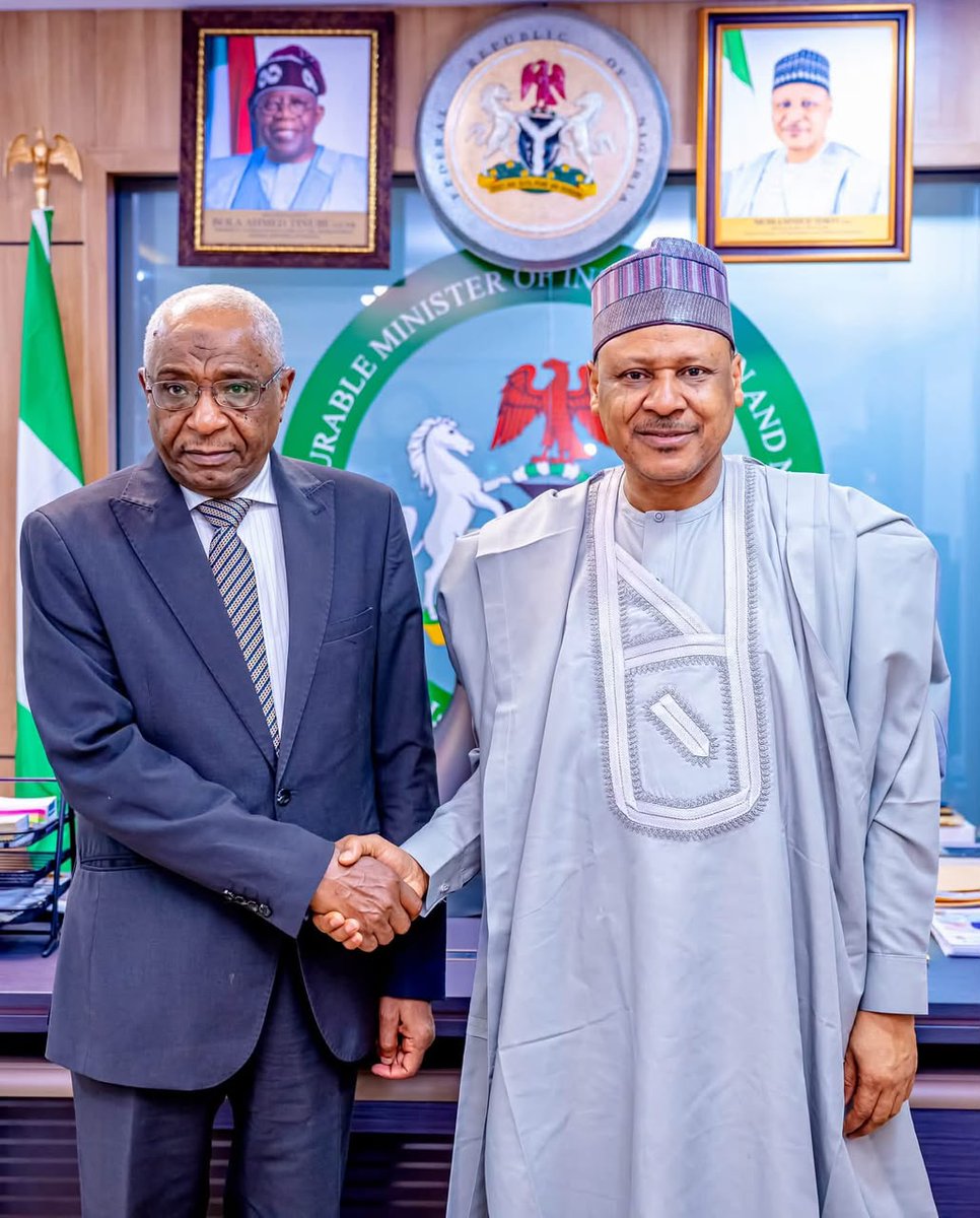 fandymore's tweet photo. At Federal Ministry of Information and National Orientation, Nigeria I received the Ambassador of the Republic of the Sudan to Nigeria, H.E. Mohammed Abdelaal Haroun. 

His Excellency is a little over two months into his service in Nigeria.

— Muhammed Mohammed Idris, fnipr https://t.co/3QrT0Yxg7I