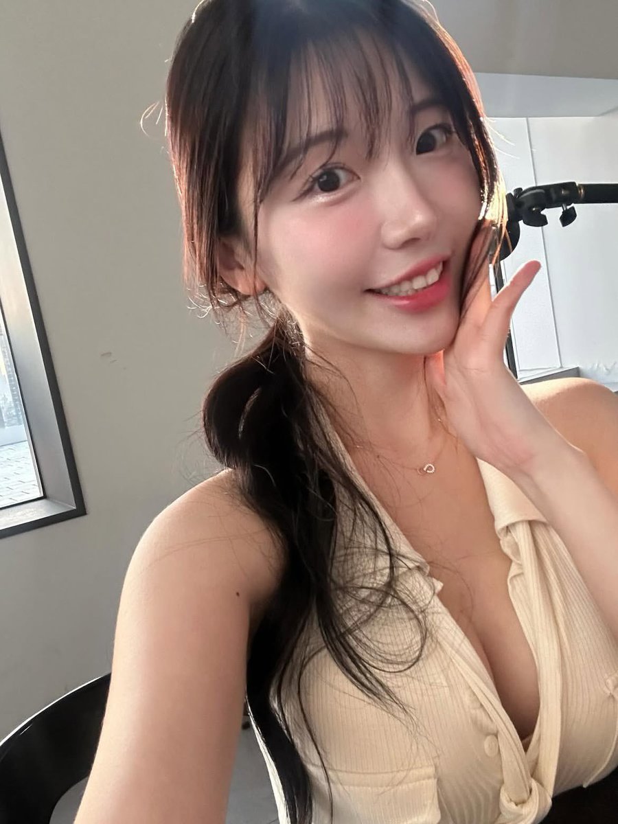 Ezyrydr47's tweet photo. 我的套房   有人約嗎              
長期優先喔     互相解決一下          
找男生  不要放鳥啦

#马来西亚约炮 #马来西亚陪游  #新加坡约炮 https://t.co/IY0764p9RW