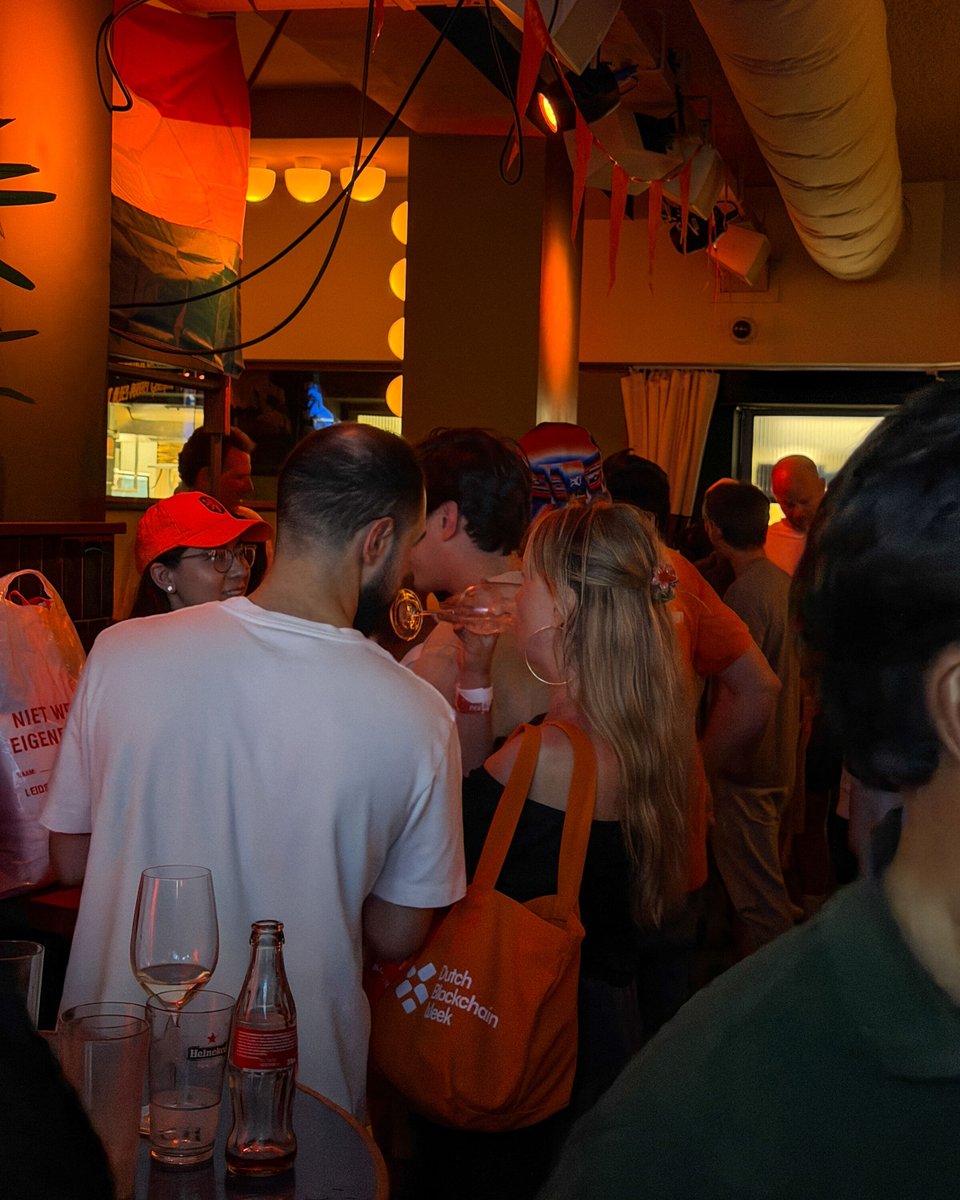 DutchBlockWeek's tweet photo. One last round at de Karavaan! ⚽

After the afterparty, we closed out DBW26 with a watch party for the Netherlands vs Tunisia, organized with @bitvavocom. Cold drinks all round and the Oranje on the big screen. Thanks to everyone who stuck around to the end.

#DBW26 #DutchBlockchainWeek