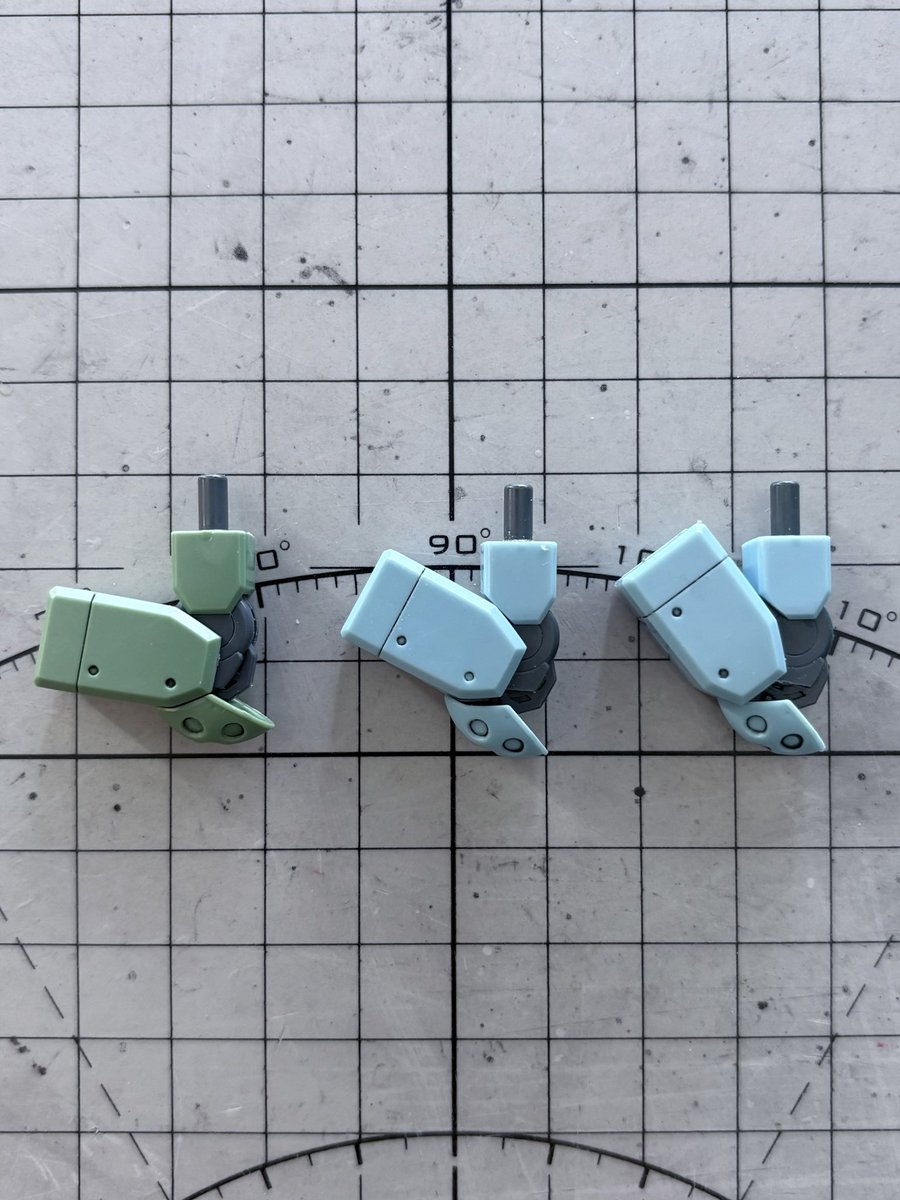 goufydom's tweet photo. GM sniper II double elbow joint mod comparison

Left to right: vanilla, sanding only, double joint

#gundam #gunpla #ガンダム #プラモデル #ガンプラ https://t.co/kDmNrrnIlm