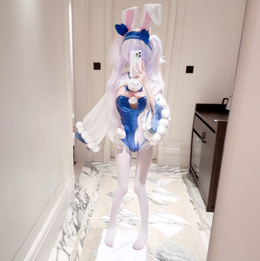 Sissy4135178042's tweet photo. どうせ会うならコスプレしたいです https://t.co/rmjvNxFuyn