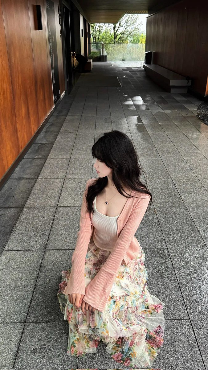 CCk4t5g's tweet photo. will you love me?
#女大学生 https://t.co/HNmueEvz8o