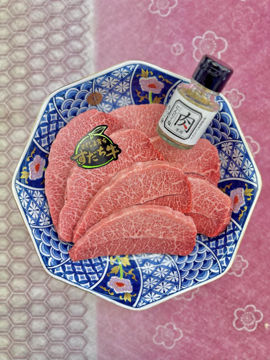 hokkai_niku's tweet photo. 今日は、常連のお客様(お婆ちゃん)が徳島から引っ越しされました。
娘さまのお近くで住まわれるとのことでした。とても寂しいけど、元気に過ごされることを願いましす。
今まで本当にありがとうございました。
出会に感謝です🥹 https://t.co/1OzMq1FZkp
