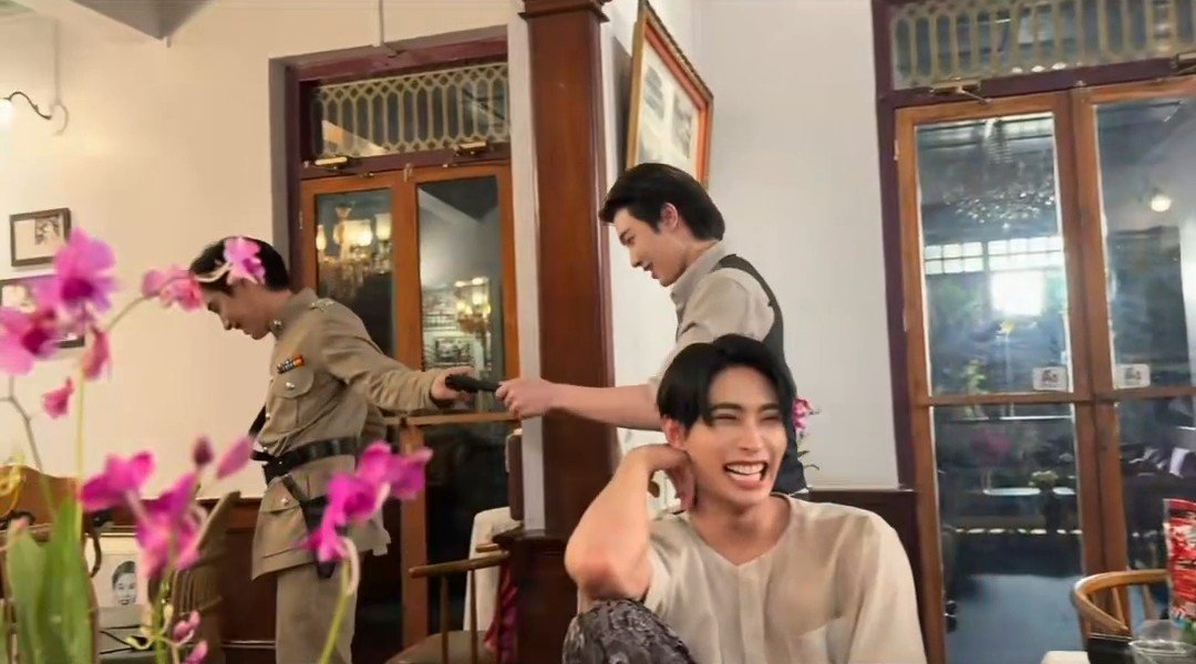 baichawan's tweet photo. โยชาวัสสาได้ไหมไม่รู้ แต่เติ้ลยิมเหมือนตลกหกฉาก ตรายยย5255252555555 https://t.co/IVKqmzUbV7
