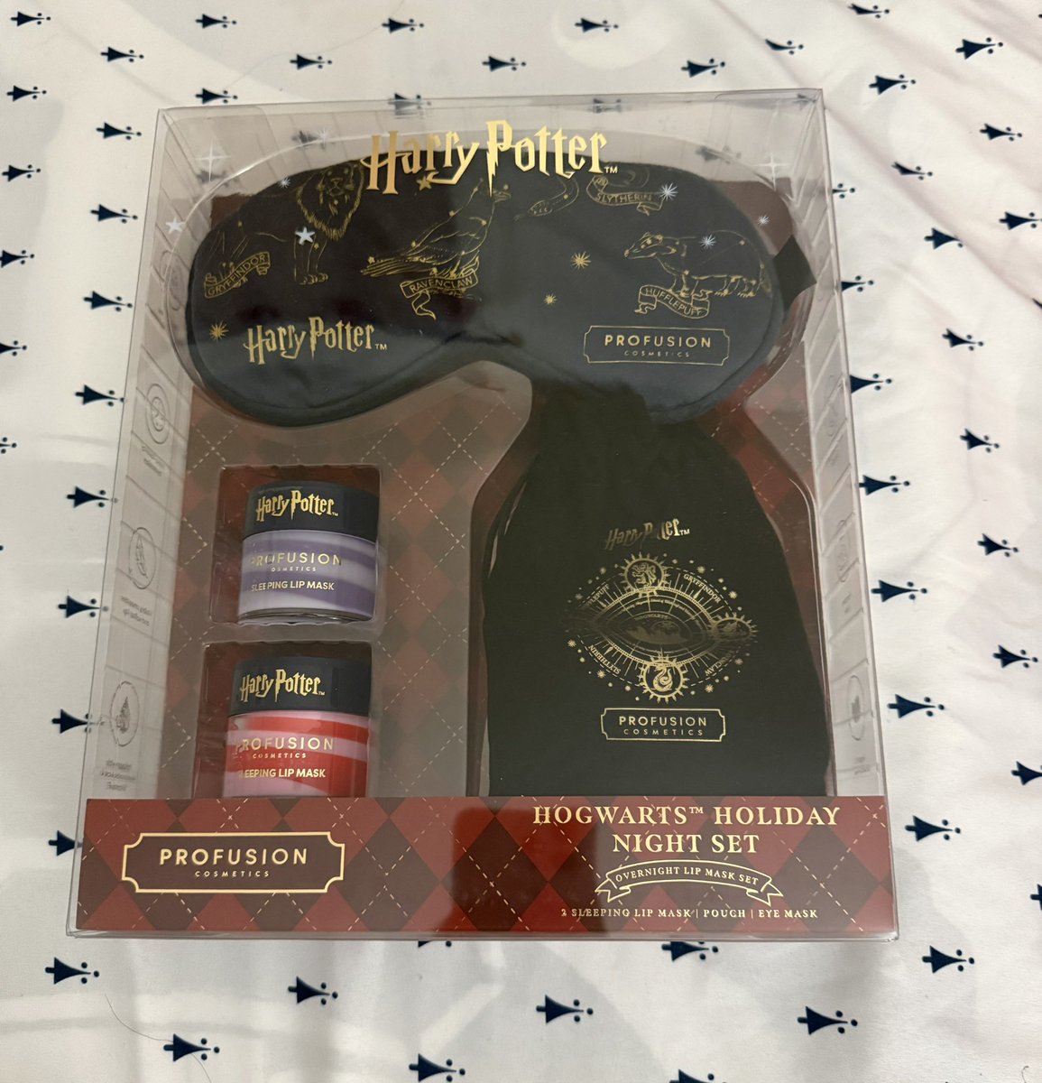 MrsCullenGrey09's tweet photo. Guys looks what came in the mail yesterday that I ordered for myself from @Walmart https://t.co/I4gLLNsyYp