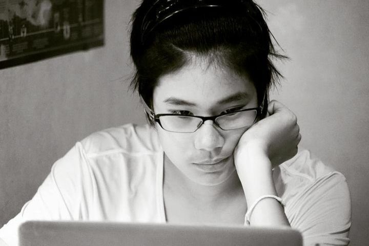 phuradiomp4's tweet photo. mungkin ini iis dahlia waktu masih gadis? https://t.co/FEZCDCGEJA