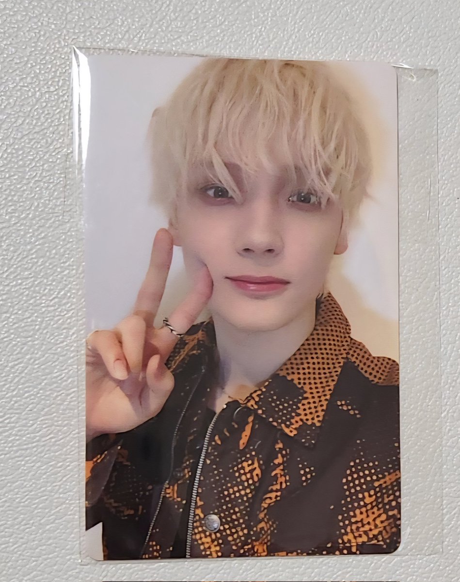 xGUDjI2D9d5w0Dt's tweet photo. #TXT 
 #愛知公演限定セルフィーフォトカード

愛知公演限定セルフィーフォトカード
スビン  1枚
ヨンジュン  1枚
ヒュニンカイ 2枚

買取りして頂ける方、お気軽にお声かけお願いいたします🙏
それぞれ￥異なりますのでDM下さい🙇‍♀️ https://t.co/KUgmUwlMQI