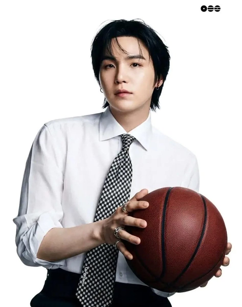 DataAgustD's tweet photo. “Severance hospital shared that this program was launched with the active support of SUGA, a basketball enthusiast and NBA global ambassador.”

Yoongi taking one of his greatest loves after music, basketball, and using it to help others through the MIND program... his heart is so unbelievably beautiful. He's truly an angel. 😭🤍