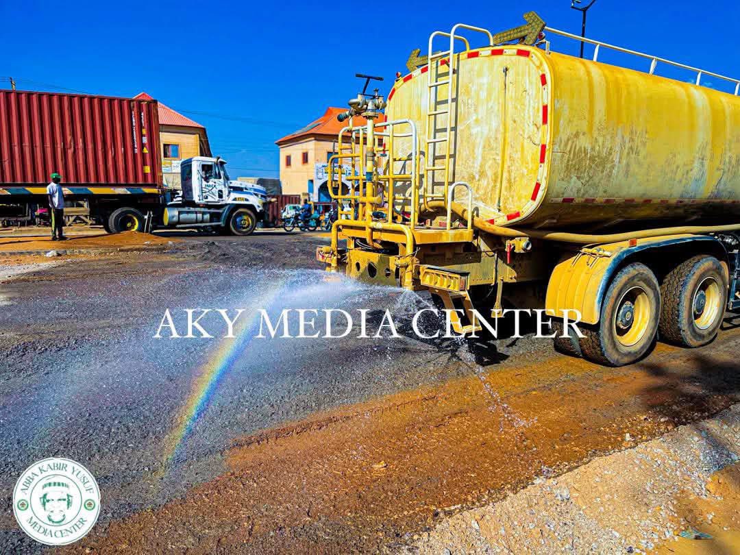 KanoFirstMedia's tweet photo. Ongoing Reconstruction and Expansion of Katsina Road from Baban Gwari Roundabout to Mill Tara.

#KanoFirst https://t.co/g1cuCO1p4a