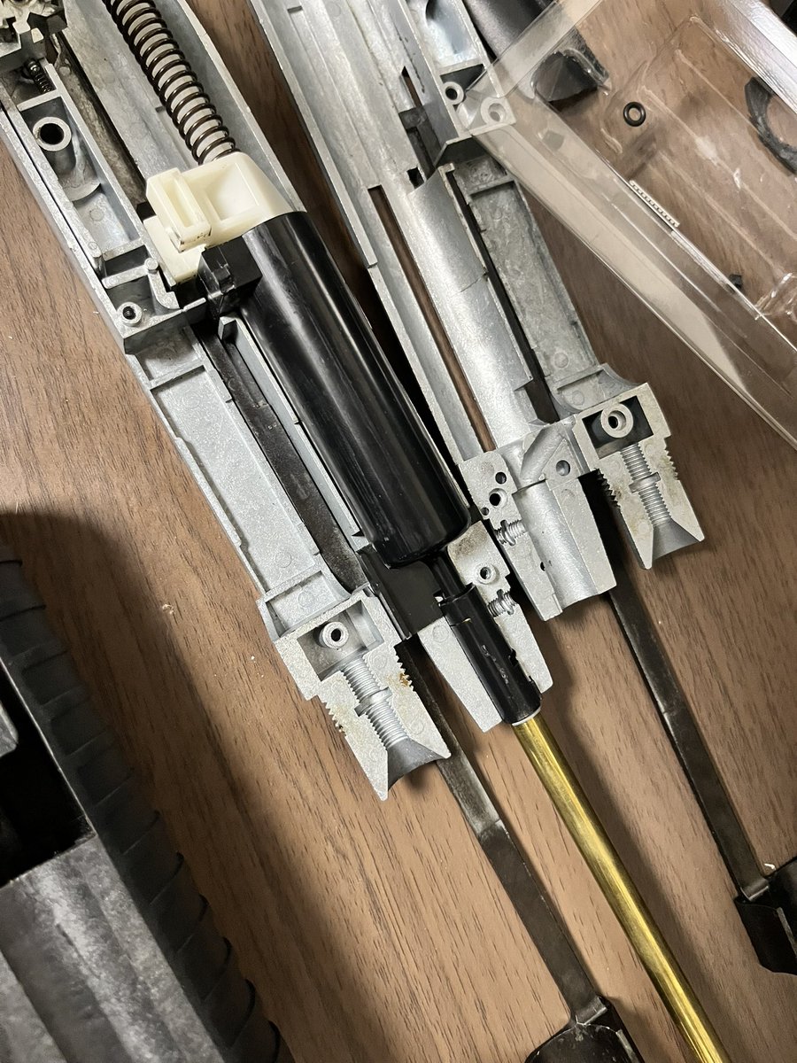 こういうのがあるから、直せないビギナーは新品買おうな！！！！！