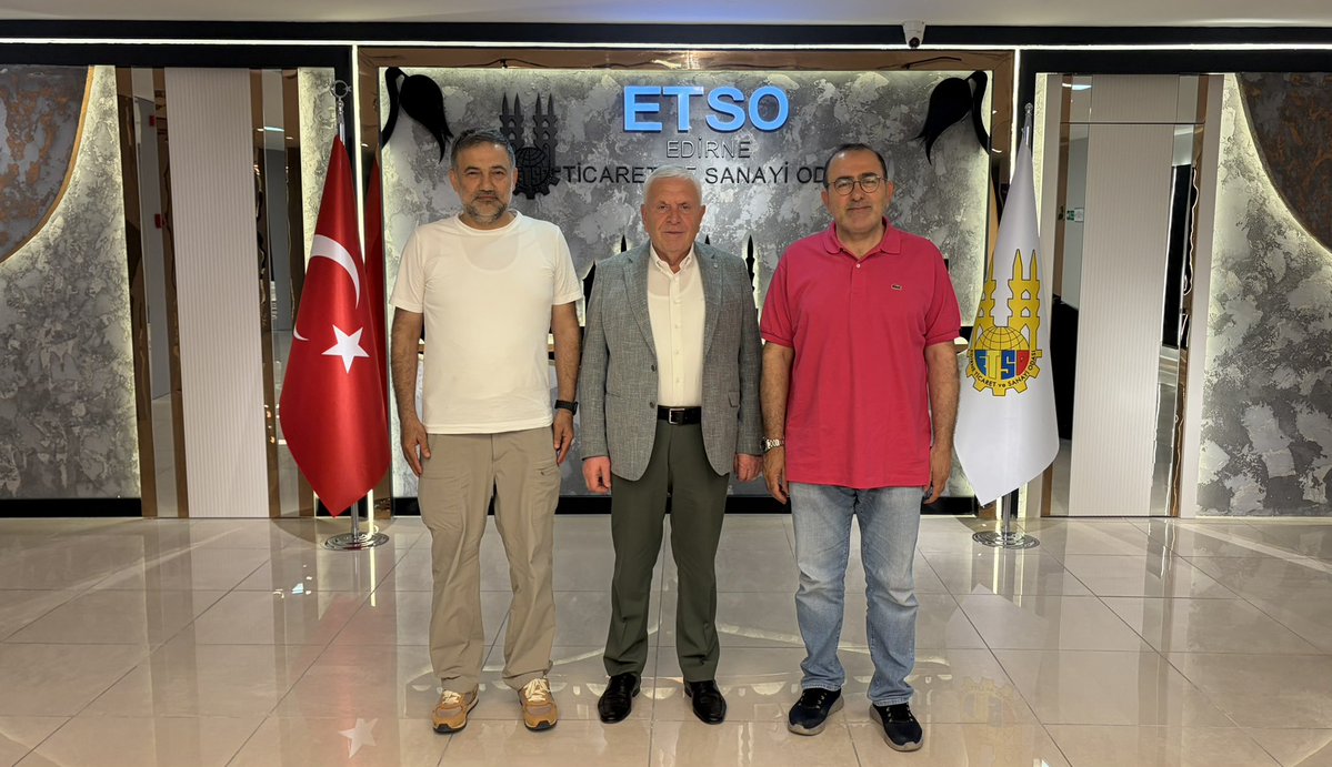 edirnetso's tweet photo. İlimize hizmet etmiş eski İl Milli Eğitim Müdürü Hüseyin Özcan ve Adalı Turizm İşletme Sahibi Tahsin Kütük, Odamız Yönetim Kurulu Başkanı Sezai Irmak’ı ziyaret etti.

Nazik ziyaretlerinden dolayı kendilerine teşekkür ederiz. https://t.co/HYxXUjoFyQ