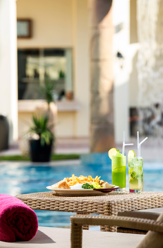 TheDipClub's tweet photo. Enjoy poolside Mocktails and tasty snacks. Satisfying every sunbather!
#azurebluepool #helloweekend #enjoyyourlunch #thediplomaticclub
ูุง ุดูุก ูุถุงูู ุงูุฅุณุชู
ุชุงุน ุจุงูู
ููุชููุงุช ุงูู
ู
ูุฒุฉ ูุงููุฌุจุงุช ุงูุดููุฉ ุจุฌุงูุจ ุจุฑูุฉ ุงูุณุจุงุญุฉ! https://t.co/PHH0S4XqAx
