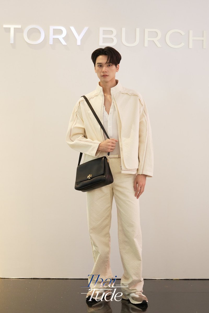 ThaiTude's tweet photo. "เก่ง หฤษฏ์" ร่วมงาน TORY BURCH ICONSIAM BOUTIQUE GRAND OPENING EVENT 

KENG TORY BURCH AT ICONSIAM
#ToryBurchxKengHarit
#ICONSIAM #KengHarit #ToryBurch #ToryBurchICONSIAM
#ThaiTudeUpdates https://t.co/7t71fLCITb
