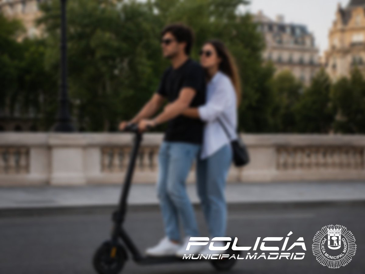policiademadrid's tweet photo. 📍#PuenteDeVallecas

🚔 Detenida una mujer con 270 dosis de #cocaína.

🛴Circulaba en un patinete eléctrico junto a un varón, al que le constaba una orden de expulsión del territorio nacional.

#IntervencionesPMM https://t.co/hCqz1Oyzl9