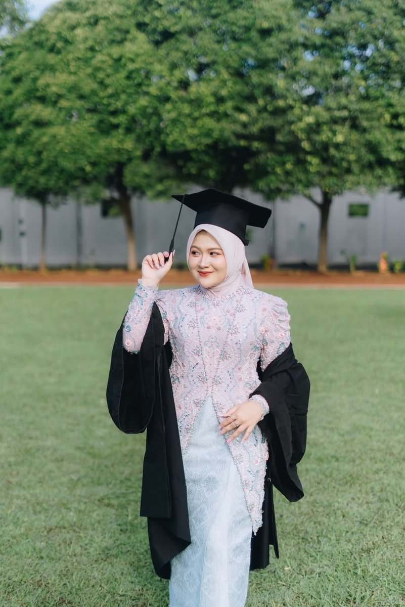 UMMcampus's tweet photo. Kisah Ayca, Kreator Konten yang Sukses Maksimalkan Jalur Influencer UMM | https://t.co/sVkxazDhiY | #ummcampus #KampusBerdampak #UMMCampusBerdampak https://t.co/RHsl9yspVv