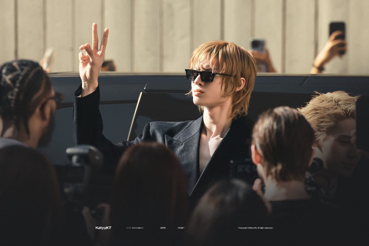 Hu1227277's tweet photo. @cortis_bighit @YSL Martin and YSL made PFW feel even more iconic. Martin Edwards delivered a masterclass in effortless luxury.
 #MARTINxSaintLaurent
 #SaintLaurent
 @YSL @cortis_bighit https://t.co/v5a5FFiX0n