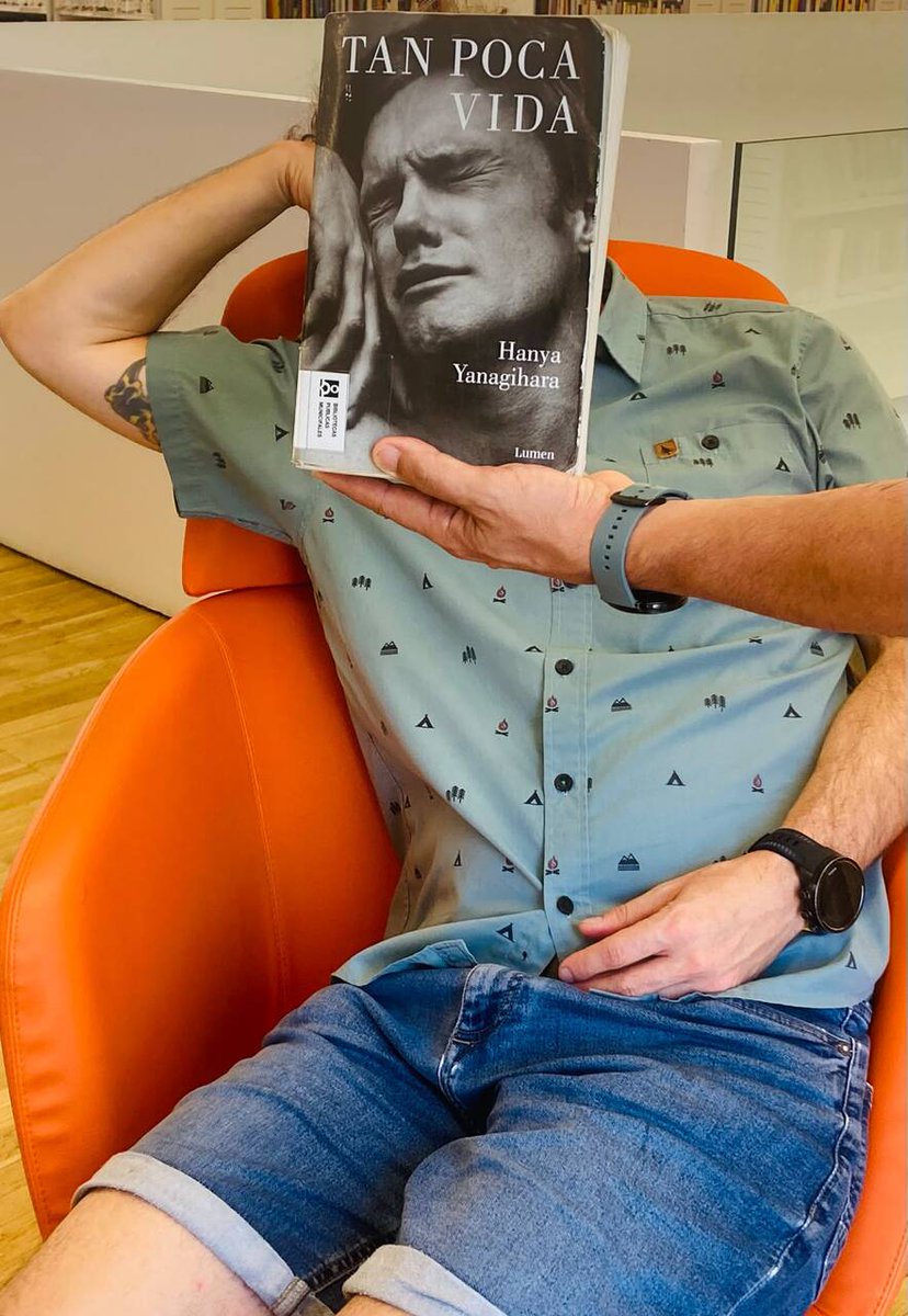 bpmmadrid's tweet photo. 📸'Tan poca vida' de Hanya Yanagihara
La amistad de cuatro hombres, su fracaso, su éxito, las crisis de todo tipo y la forma de sobreponerse a ellas... 🌈
Puedes encontrarlo en tu biblioteca más cercana 🤗
#bpmRecomendamos #bpmBookFace #MadridOrgullo2026 https://t.co/I3QJWRJTOX
