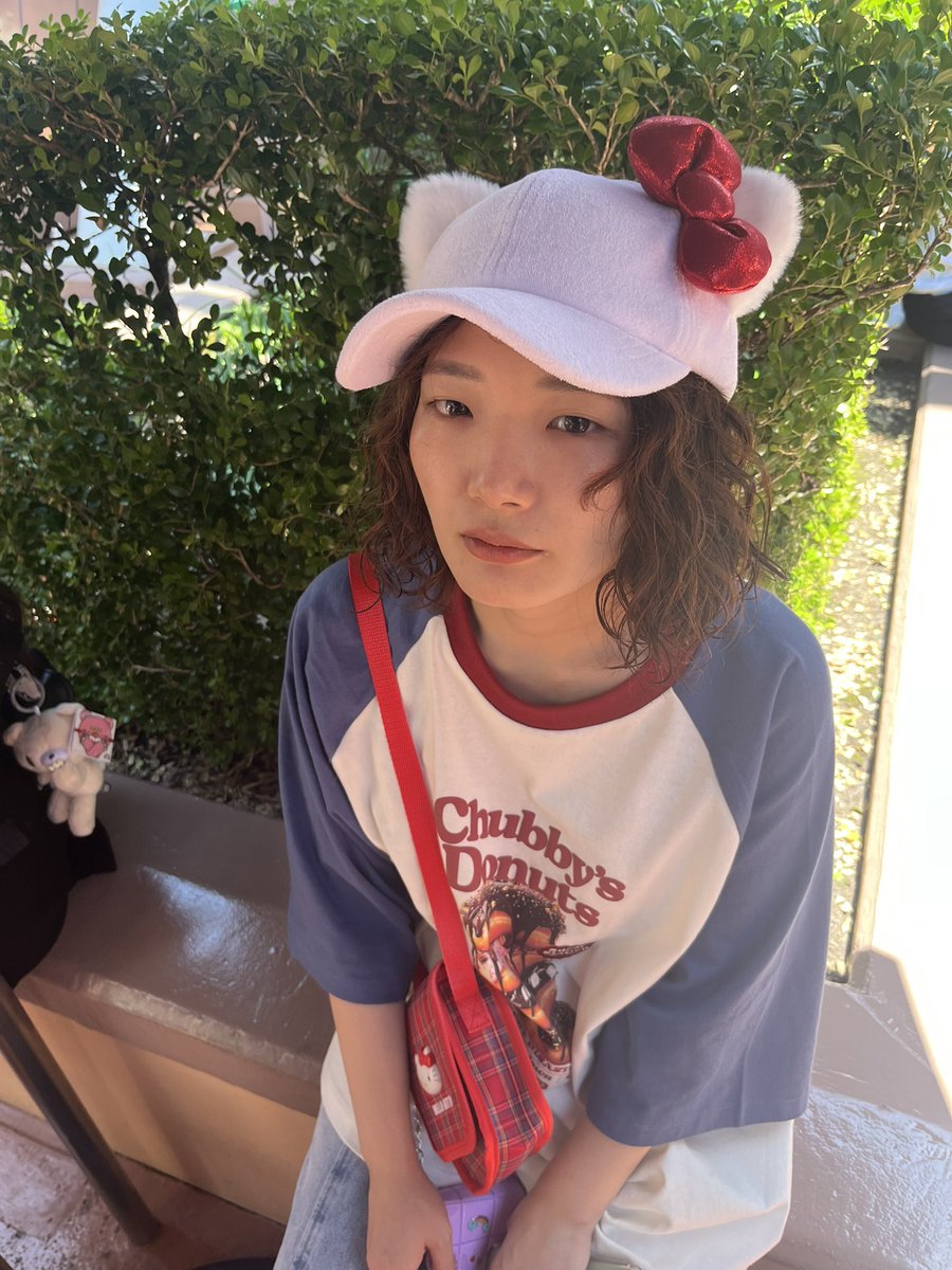 engekiroman's tweet photo. ハリドリに並んでる時の萌
ジョーズに並んでる時の萌
はじめてドクペを飲んだ時の萌 https://t.co/c8fWfdtkZK