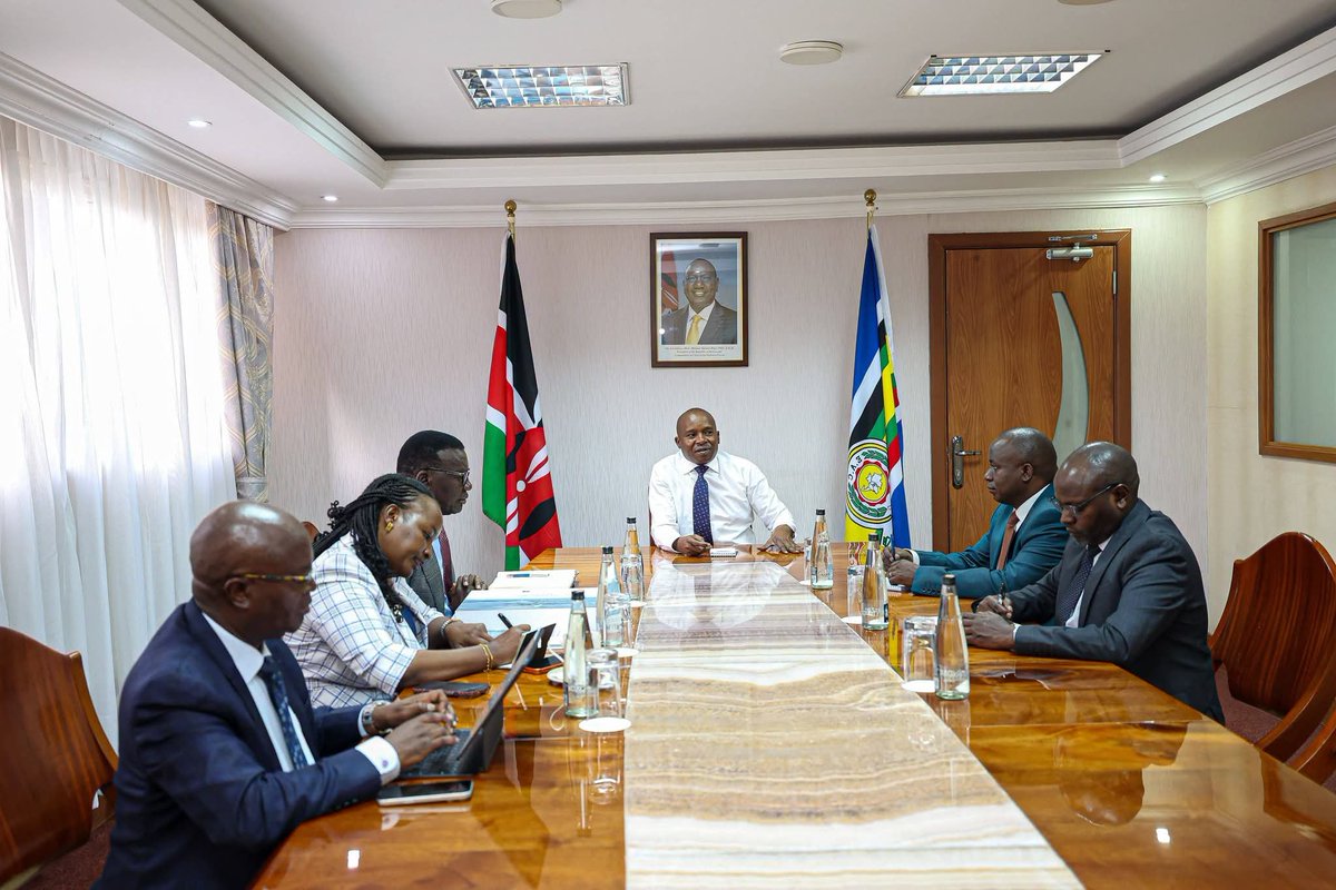 _KithureKindiki's tweet photo. HARAMBEE HOUSE ANNEX, NAIROBI CITY COUNTY, KENYA 
FRIDAY, JULY 3, 2026

Our national roads programme has resumed with the Government having cleared 177 billion shillings of pending bills owed to contractors of roads that stalled in the 2020-2021 period. 

Over the last one year, 270 billion shillings have been paid to road contractors who are currently working in some 8,000 kilometers of bitumen roads across the 47 Counties. 

Modernization of Jomo Kenyatta International Airport has commenced this week, at a cost of 155 billion shillings.  

Received status update on ongoing road projects across the 47 Counties and on the scope of works and expected milestones on the Jomo Kenyatta International Airport Modernization Project.