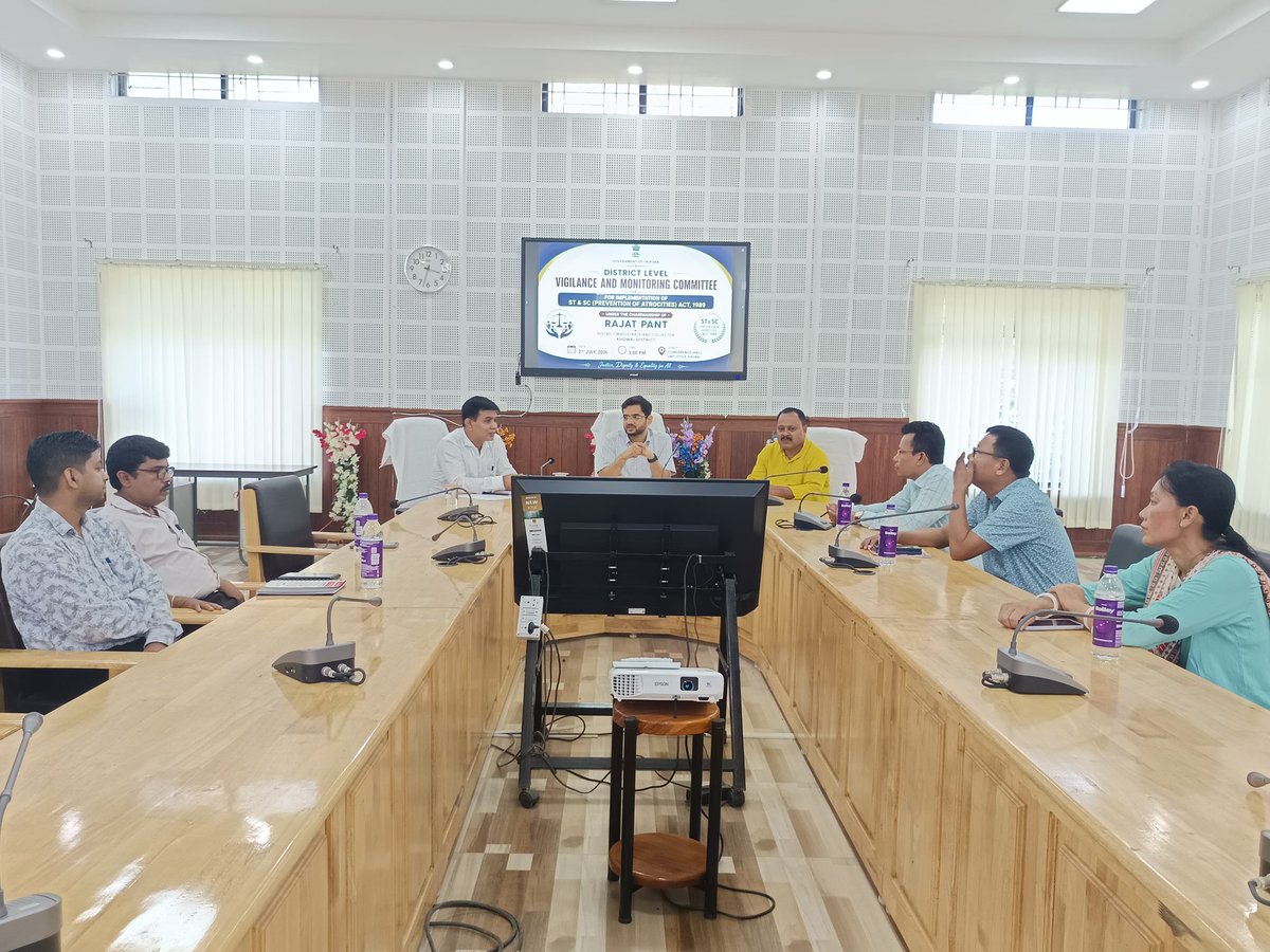 dmkhowai's tweet photo. District Level Vigilance &amp; Monitoring Committee meeting on the SC/ST (Prevention of Atrocities) Act, 1989 was held at Khowai under the chairmanship of Shri Rajat Pant, IAS, DM &amp; Collector.
#Khowai #SCSTAct #Tripura @MyGovTripura https://t.co/ApA5Ibj0rC