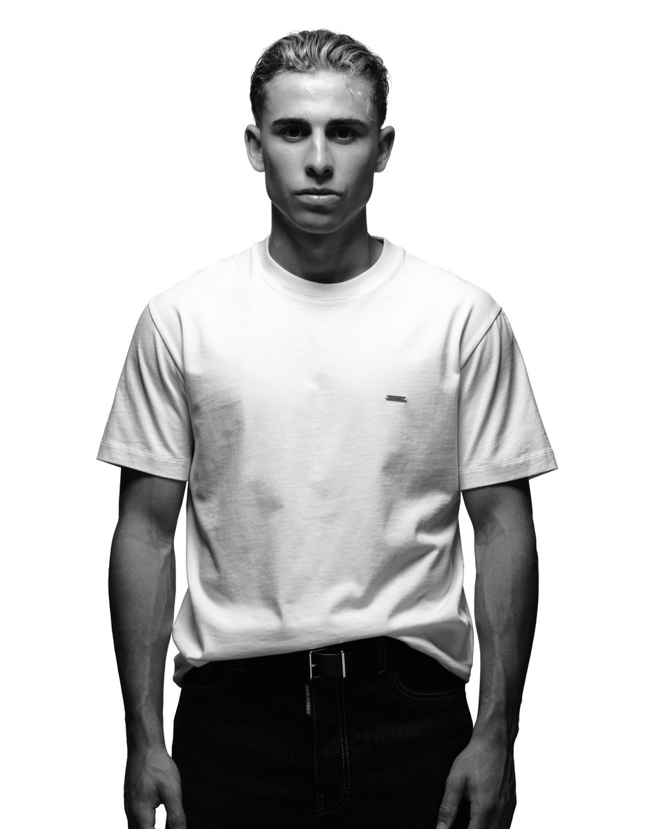 DSQUARED2 tweet media