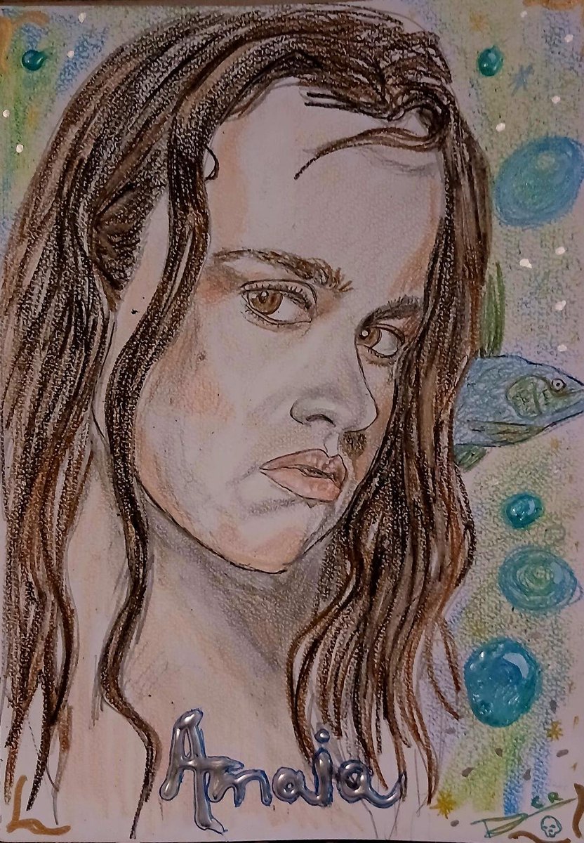 davidcr142's tweet photo. @amaiaromero hola. ya llego rio babel festival , espero que puedas ayudarme a entregarte tus dibujos, los he  hecho con mucho cariño y dedicación de regalo para ti, sería como un sueño poder dártelos en persona, me ayudaras a ello  por favor? https://t.co/nuFY00lCbW