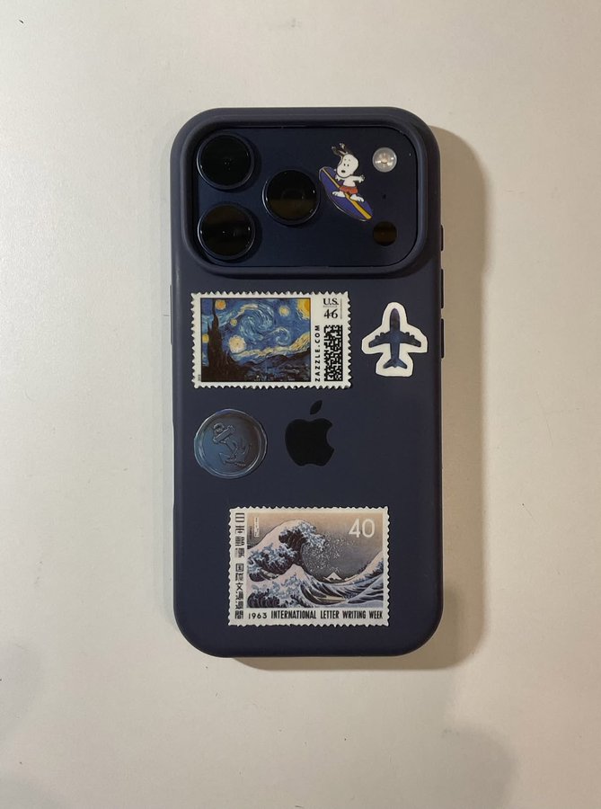 rajgupta7813589's tweet photo. iPhone 17pro silver or iPhone 17pro blue https://t.co/cJ7dWNgxfe