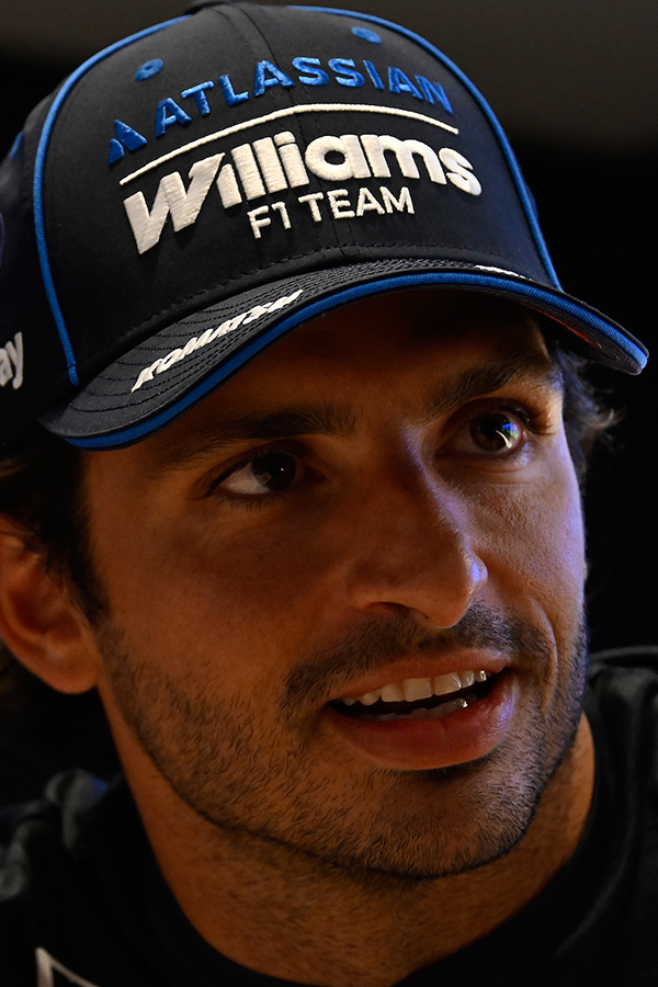Nachez98's tweet photo. 💡 Nueva propuesta de Carlos Sainz para la F1

"Yo sancionaría a cualquiera que provoque una bandera en Q3, ya sea intencional o no"

"Si penalizas, al menos, existe una consecuencia y se elimina el incentivo de ir absolutamente al límite sabiendo que puedes bloquear la mejora de los demás"