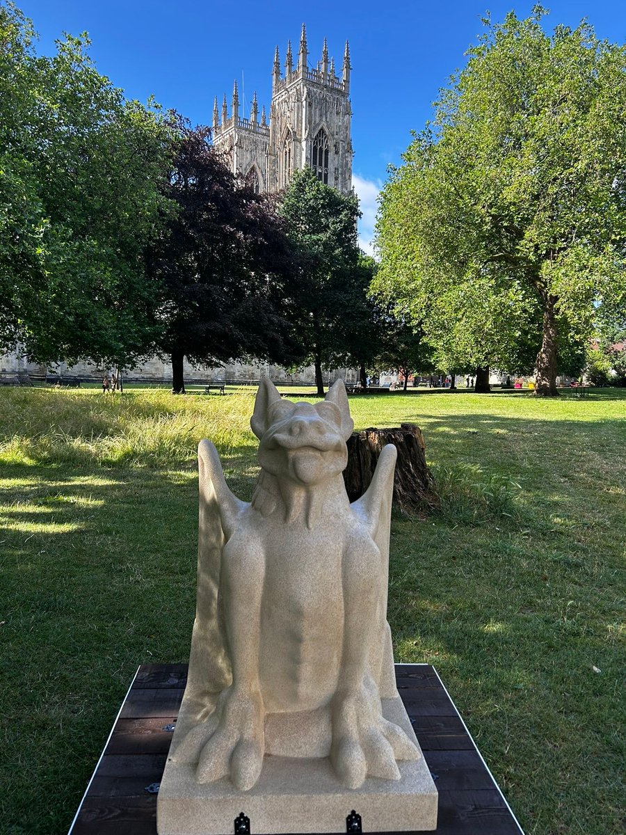 Yorkshiredays's tweet photo. 🗺️✨ The "Watchers of York" features 12 incredible 4ft characters hidden from the Shambles to hidden city gardens, all inspired by the Minster's historic stone grotesques.
A perfect 2.5-mile summer holiday walk! 
https://t.co/gASKj5nxaO

#DaysOutYorkshire #VisitYork #FreeDaysOut https://t.co/PMzbAeFgUa
