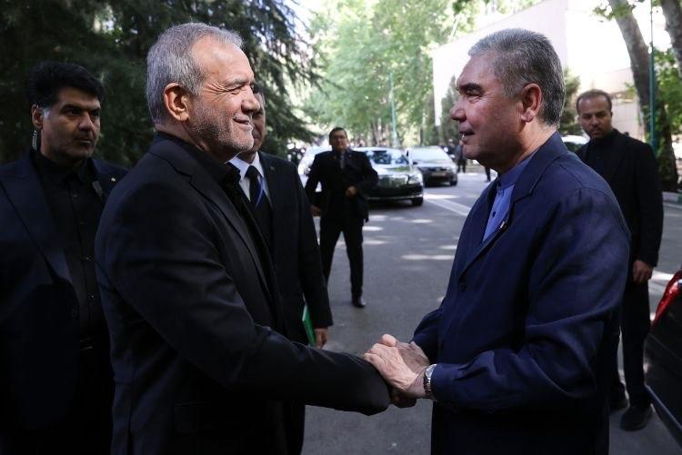 President @drpezeshkian met with the National Leader of the Turkmen People.