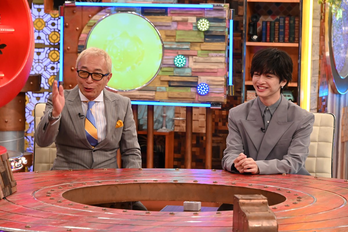 asahi_tv's tweet photo. 🏡#ポツンと一軒家 🔍
📺今夜7時54分

▶️ゲスト #玉森裕太 #森川葵

🗾大分県でポツンと一軒家を発見🏞️

亡き夫が追い求めた田舎暮らしという
ロマンに楽しく寄り添い
今もその家で暮らし続ける77歳の女性😳

亡夫はエッセー作家で
夫婦の出会いも本が関わっているという…😢

#所ジョージ #林修 https://t.co/gYvNUrOkHT