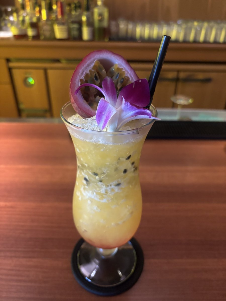 vvvfhrda's tweet photo. パッション•サンライズ。
#ホテルグランビア大阪
#バーサンドバンク https://t.co/sVSGFAaXSg