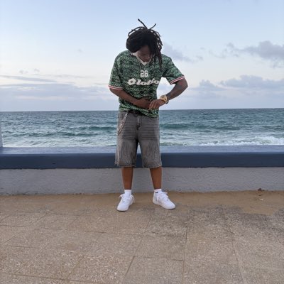 11Dowell's tweet photo. #NewProfilePic https://t.co/uYnjvReO6z
