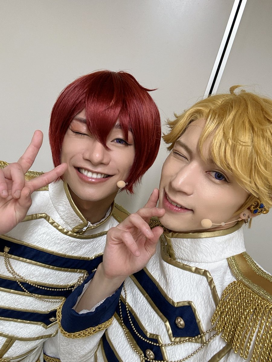 Ryo_Kitamu's tweet photo. #あんステ
7日目終了。
ご観劇、誠にありがとうございました！

今日も沢山の声援に助けられて、前へ進むことができました。
本当にありがとう！

感謝のダブルウィンク😉
司ちゃんと〜♪ https://t.co/GjChGNLP8p